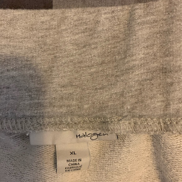 Off the shoulder blouse - Picture 3 of 3